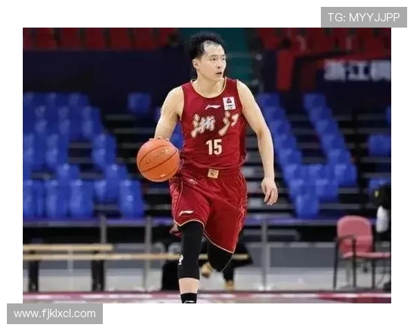 王奕博三年1800万加盟青岛男篮 承诺全运会为浙江出战 王奕博三年1800万加盟青岛男篮 承诺全运会为浙江出战