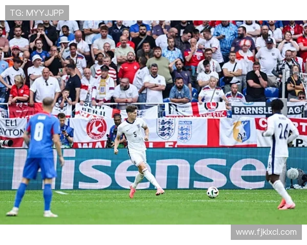 特罗萨德关键进球助力阿森纳创32场不败纪录续写辉煌